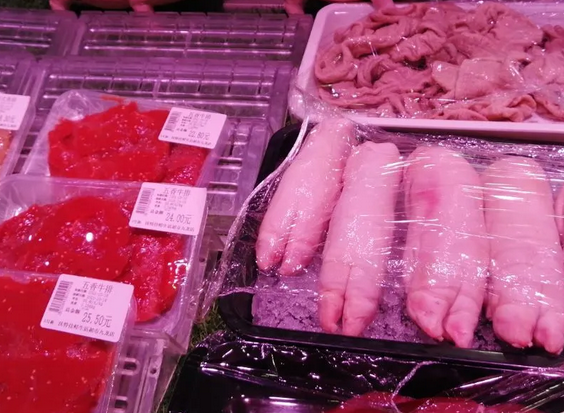 多家超市猪肉价格创近期新低 销量明显看涨
